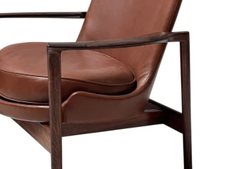 Two Mid-Century Modern Lounge Chairs by Ib Kofod-Larsen for Frõscher, 1970s